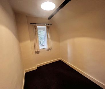 2 bedroom end of terrace house to rent - Photo 6