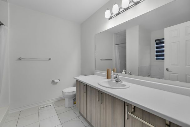 For Lease - 186 Elliot Avenue, Centre Wellington, Ontario - Photo 1