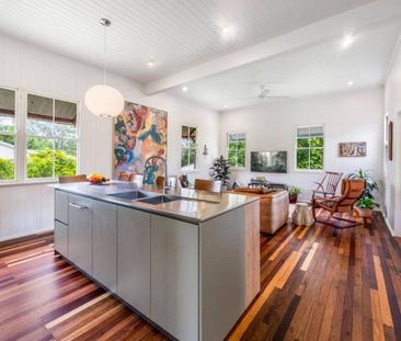 Gorgeous Queenslander with views to Mt Cooroora - Photo 5