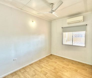 SPACIOUS 3 BED HOME - Photo 6