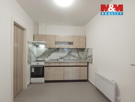 Pronájem bytu 2+1 40 m² - Fotografie 4
