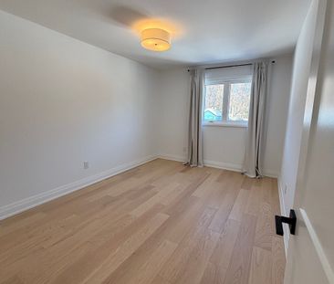 For Lease - 851 Sweetwater Crescent, Mississauga, Ontario - Photo 4