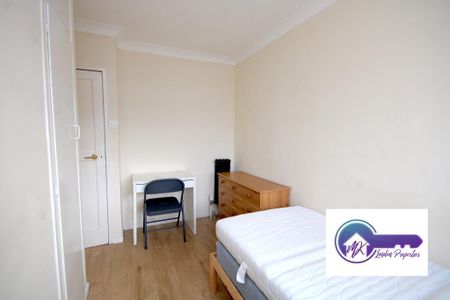 4 Bedroom Flat To Rent - Photo 2