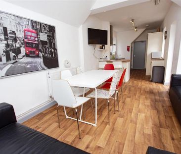 6 bedroom house to rent - Photo 3