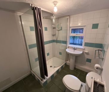 Torrington Road, Gendros, Swansea. SA5 8DU - Photo 3