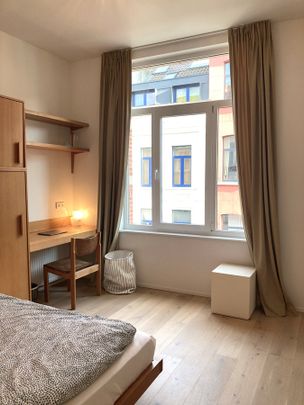 🏠✨ Kamer in prachtige colivingwoning in St. Gilles - Photo 1