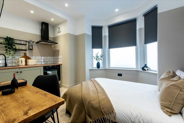 Studio to rent - Photo 1