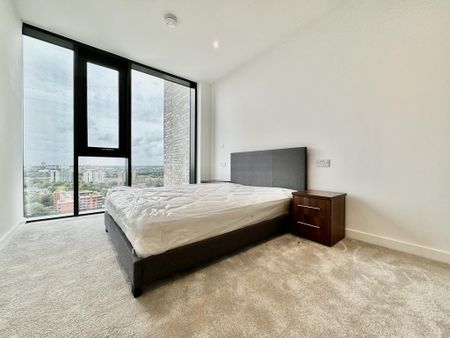 2 bedroom penthouse to rent - Photo 3