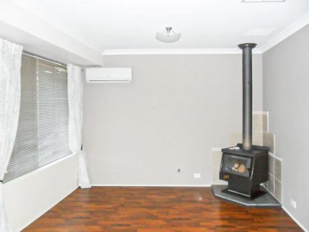 “Splash into this Spacious Family Home + Pool” - Photo 2
