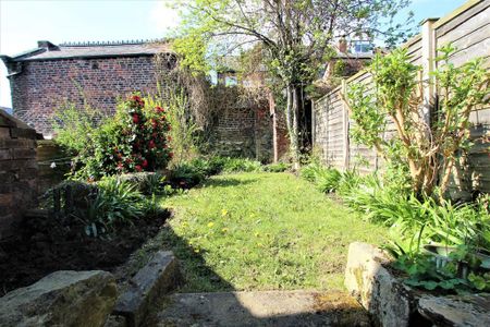 2 bedroom terraced house to rent - Photo 5