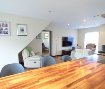 4 bedroom semi-detached house to rent - Photo 1