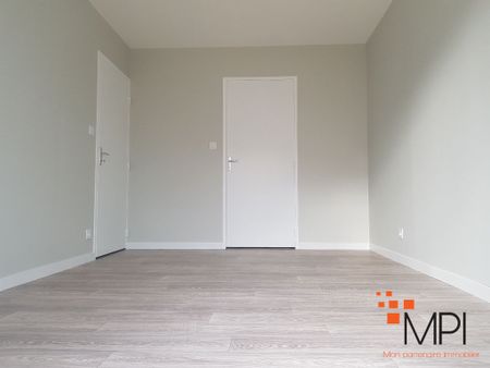 Location Maison 6 pièces 102m² - Photo 4