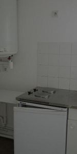 Location Appartement 1 pièce 27m² MONT DE MARSAN 40000 - Photo 3