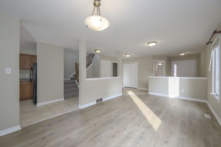 For Lease - 1605 Mickleborough Court, London North, Ontario - Photo 4