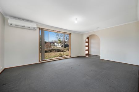 14 Benjee Place, Isabella Plains ACT 2905 - House For Rent - $650 | Domain - Photo 5