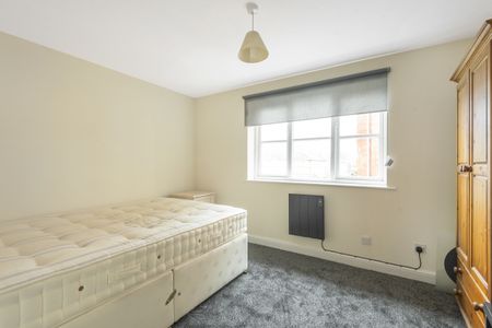 Winery Lane, Kingston Upon Thames, Surrey, KT1 - Photo 3