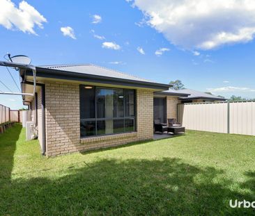 FOR LEASE Modern & Low-Maintenance Duplex in a Convenient Location ... - Photo 2