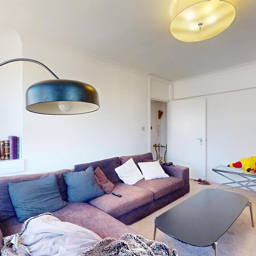 1 bedroom property to let - Photo 1