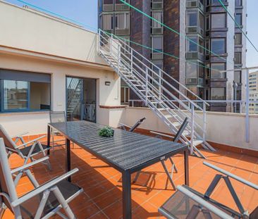 Carrer de Roger de Llúria, Barcelona, Catalonia 08010 - Photo 6