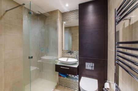 2 Bed Flat, Heritage Tower, E14 - Photo 5