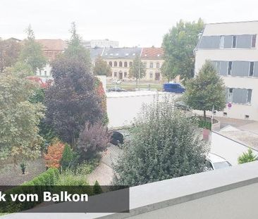 1,5 Zimmer mit Balkon, EBK mitten in der Stadt - Photo 5