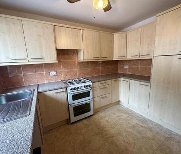 2 bedroom terraced bungalow to rent - Photo 4