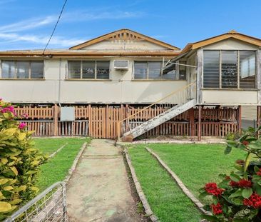 SPACIOUS WELL LOCATED HIGH SET GABLE HOME - 3 BED - STUDY - SUN ROO... - Photo 6