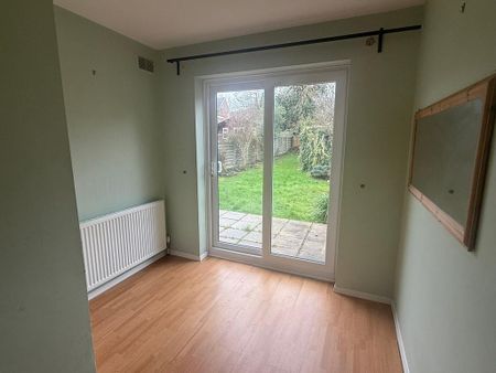2 bedroom semi-detached house to rent - Photo 2