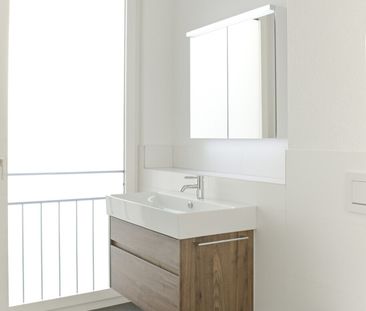 Modern 4.5-room apartment with attic in the center of Flawil - Foto 5