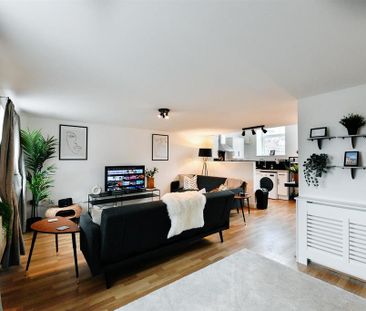 2 bedroom flat to rent - Photo 6