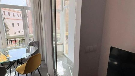 Piso de alquiler en Calle Recogidas, Centro - Sagrario - Photo 3