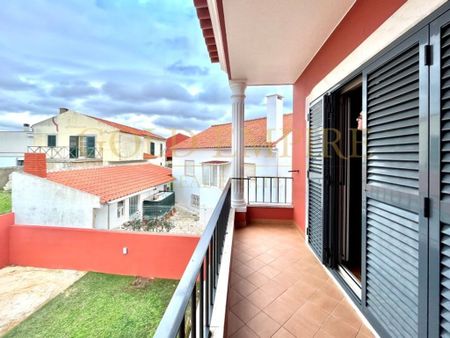 3 room luxury House for rent in Cascais e Estoril, Portugal - Photo 4