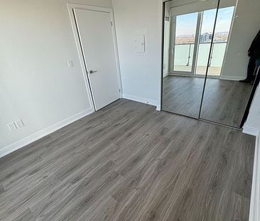 For Lease - 4130 Parkside Village Drive Unit# 2502, Mississauga, On... - Photo 4