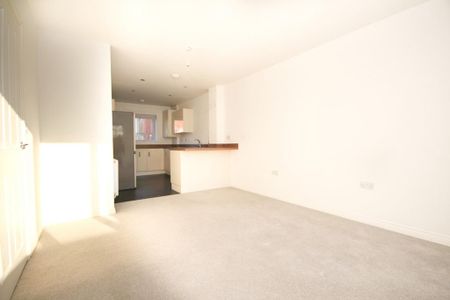 2 bedroom apartment to rent - Photo 2
