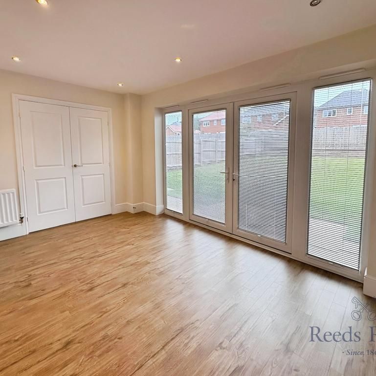 3 bedroom detached house to rent - Photo 1