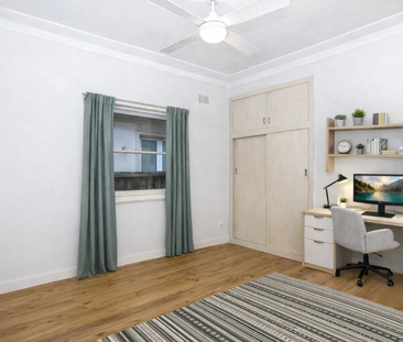 Relaxed Coastal Living Just Steps from Pearl Beach - Photo 3