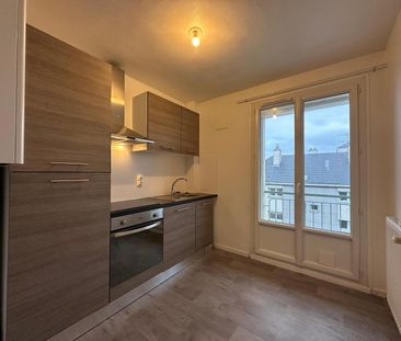 Location Appartement 3 pièces 60m² CHERBOURG-EN-COTENTIN 50100 - Photo 3