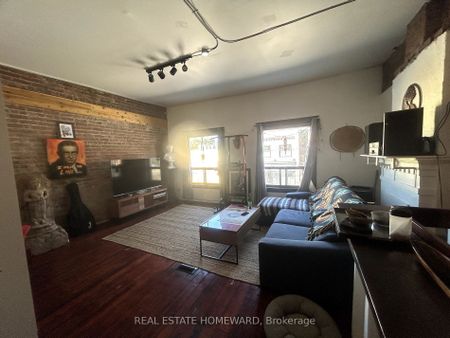 For Lease - 1297 Gerrard Street Unit# A, Toronto, Ontario - Photo 2