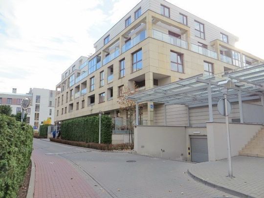 Warszawa Wilanów, Sarmacka - Zdjęcie 1