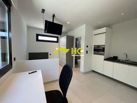 Alquiler Estudio en Urbanización - El Bosque, Villaviciosa De Odón - Photo 3