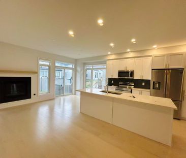 For Lease - 870 Solarium Avenue, Blossom Park - Airport and Area, O... - Photo 1