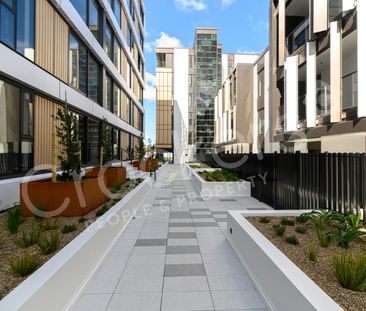 2 Bedrooms + Secure car park at the Heart of Albany - Photo 2