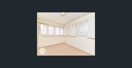 Classic Kensington - Photo 3