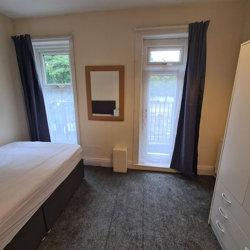 Walpole Road, Boscombe (Student Room) - Photo 1