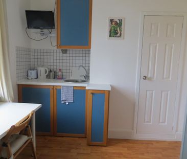 Flat 304 Fulham Palace Road, Fulham W6 9HH - Photo 5