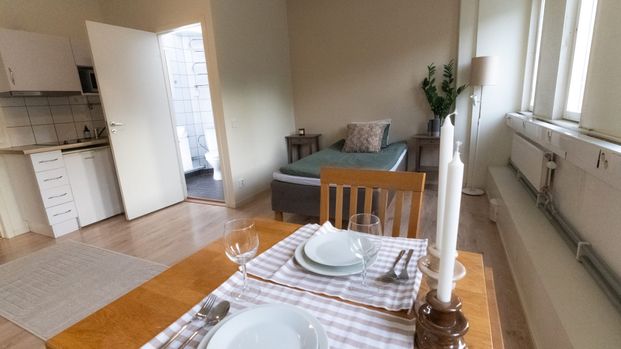 Fågelviksvägen, Norsborg - Photo 1