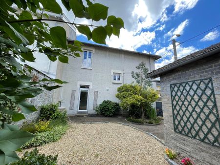 MAISON AVEC JARDIN ET GARAGE SECTEUR CARMES - Photo 3