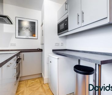 3 bedroom flat to rent - Photo 1