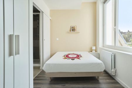 Chambre meublée de 12,33m2 – rue Solférino réf 1501-8 - Photo 4