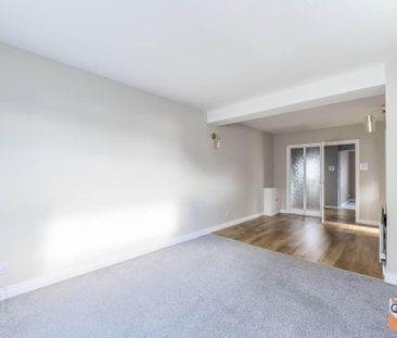 19 Parkland Avenue, Lisburn, BT28 3JP - Photo 1